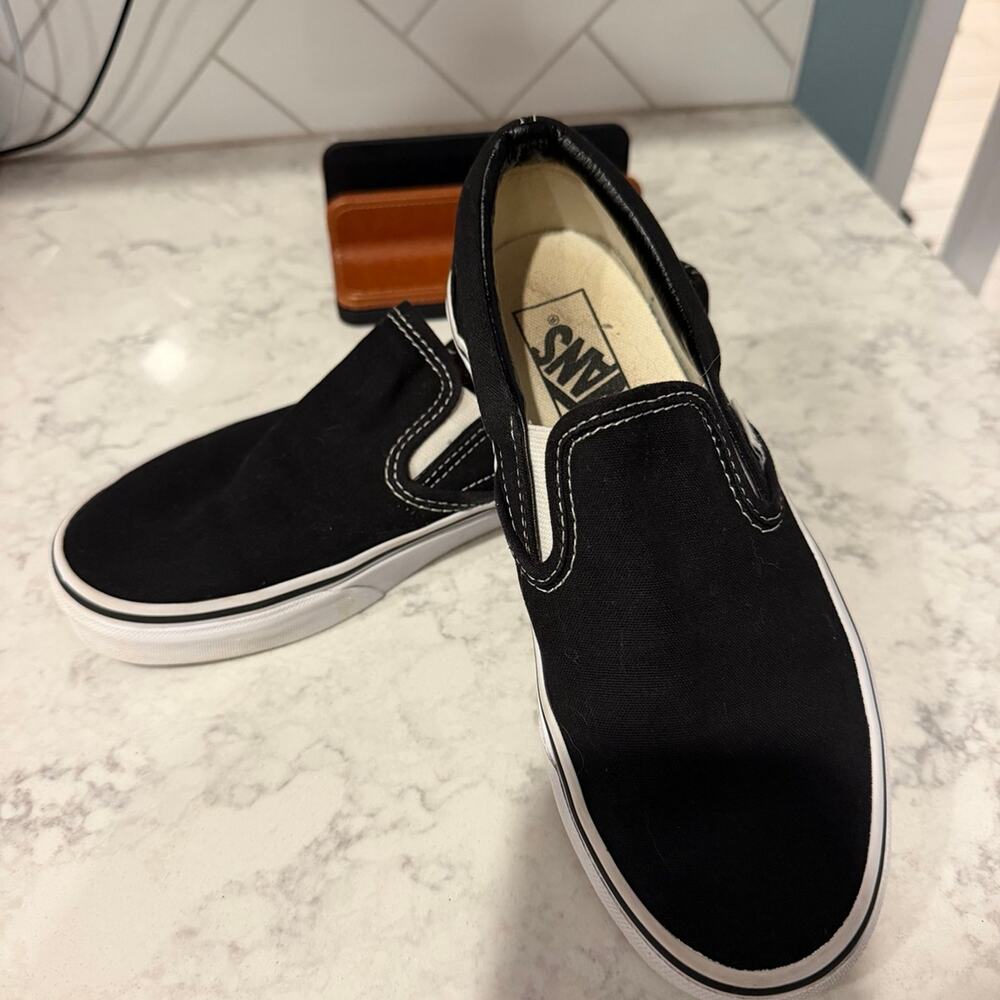 Vans Classic Slip-On Sneakers Black Size 6